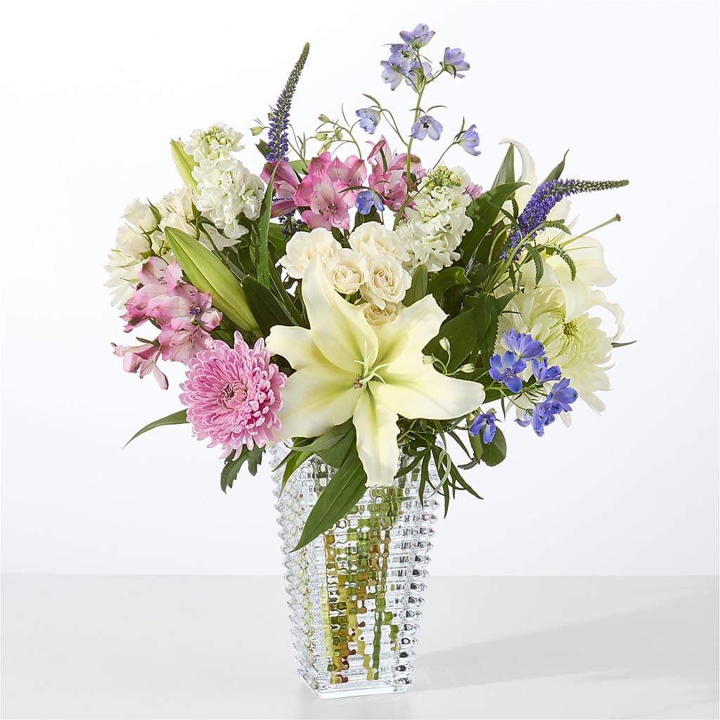 Winter Celebration Bouquet – Forsberg Flowers Of Marquette Llc, Marquette MI