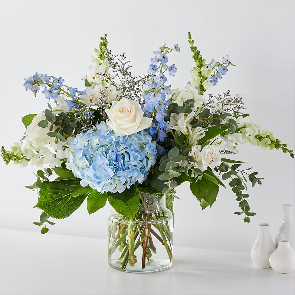 Coastal Blossom Bouquet – Forsberg Flowers Of Marquette Llc, Marquette MI