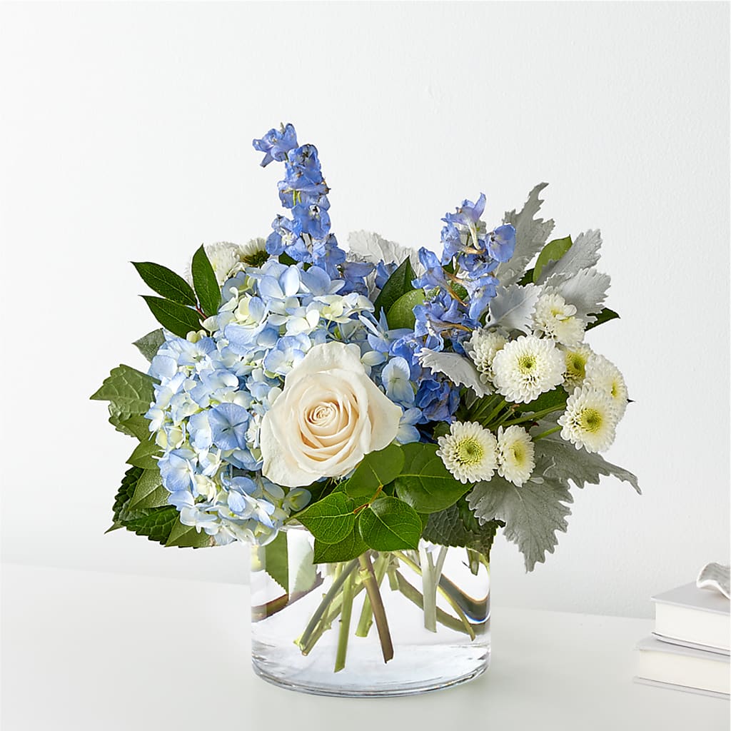 Clear Skies Bouquet – Forsberg Flowers Of Marquette Llc, Marquette MI