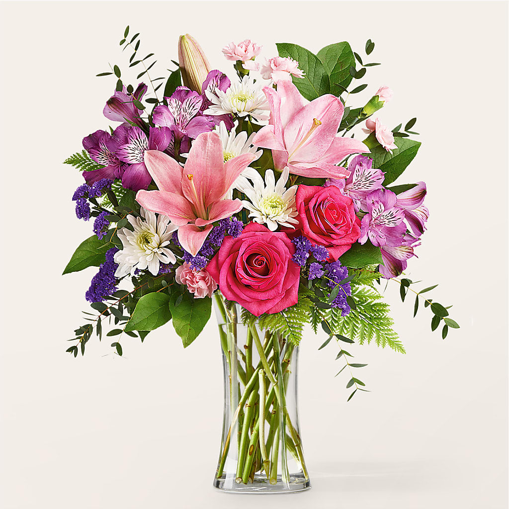 Lace & Pearls Bouquet – Forsberg Flowers Of Marquette Llc, Marquette MI