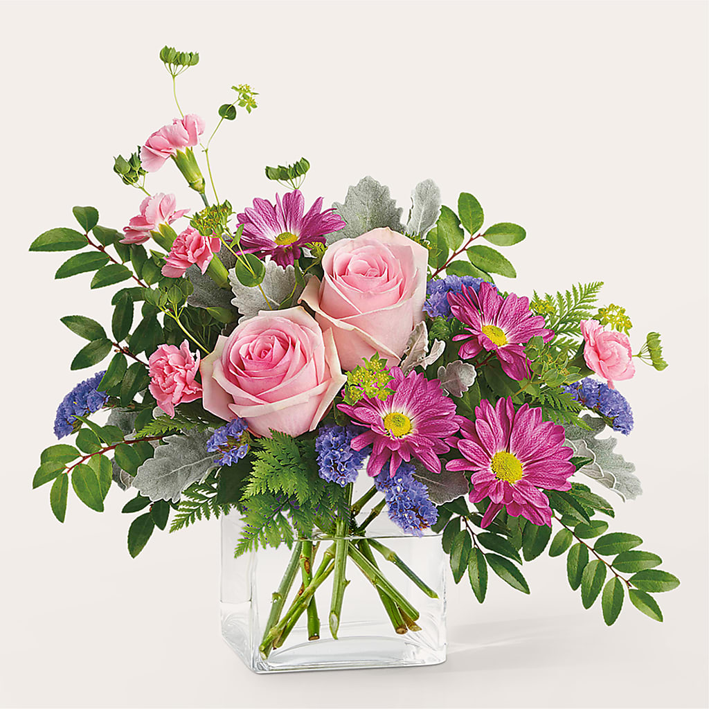 Starlet Bouquet – Forsberg Flowers Of Marquette Llc, Marquette MI