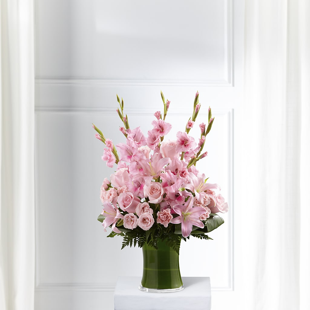 Lovely Tribute Bouquet – Forsberg Flowers Of Marquette Llc, Marquette MI