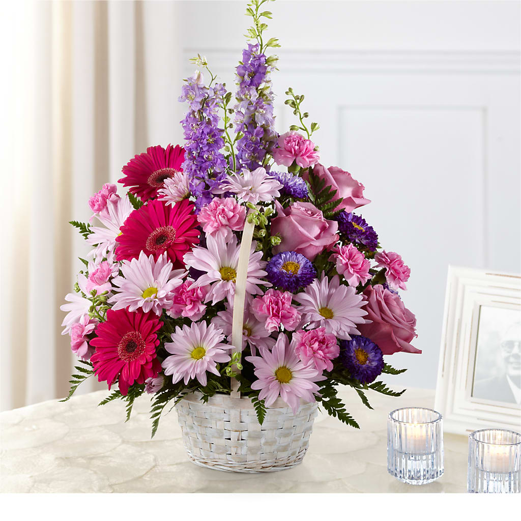 Pastel Peace Basket – Forsberg Flowers Of Marquette Llc, Marquette MI
