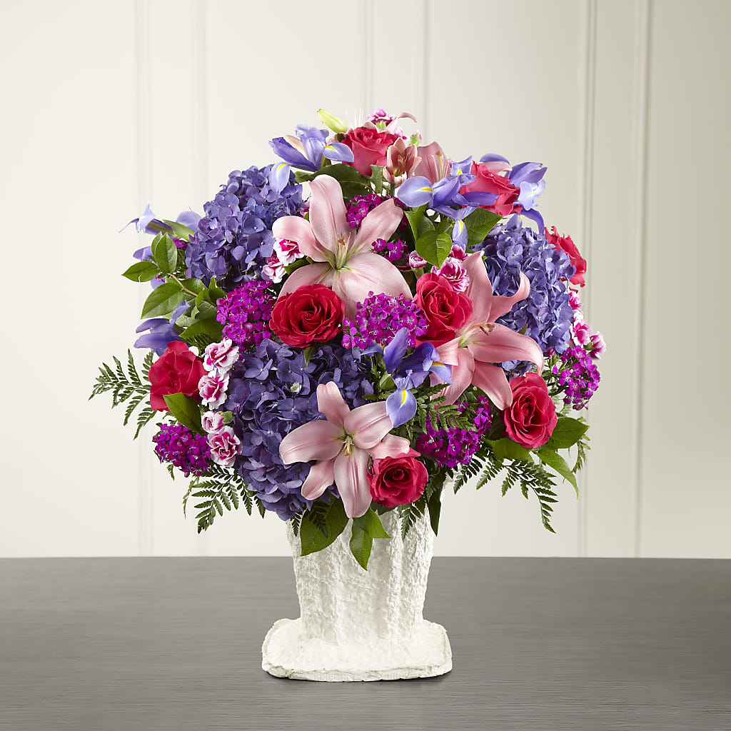 We Fondly Remember Arrangement – Forsberg Flowers Of Marquette Llc, Marquette MI