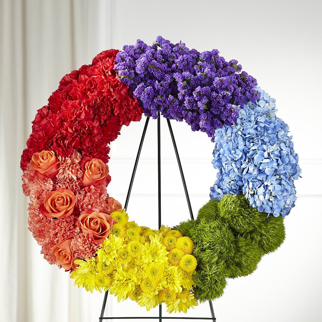 Circle of Love Wreath – Forsberg Flowers Of Marquette Llc, Marquette MI
