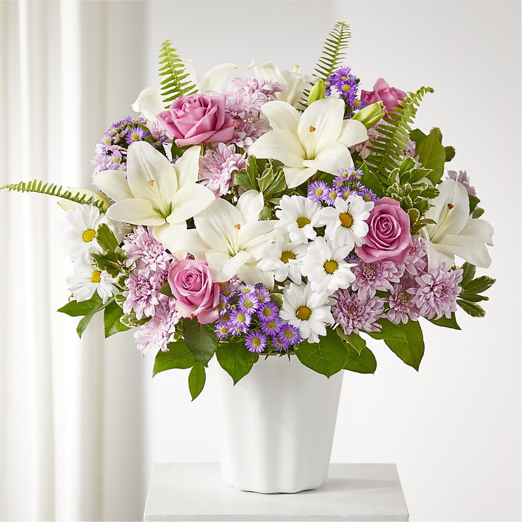 Warmest Thoughts Tabletop Basket – Forsberg Flowers Of Marquette Llc, Marquette MI