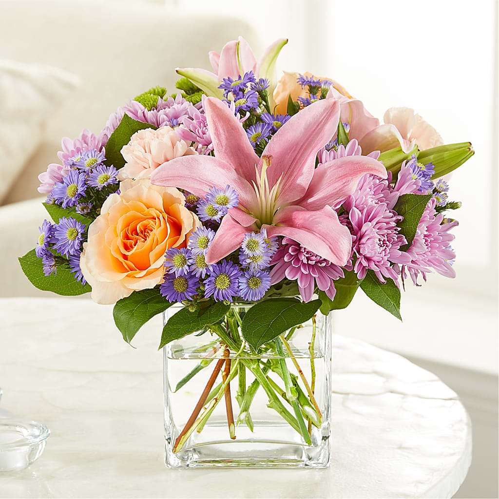 Delicate Details Bouquet – Forsberg Flowers Of Marquette Llc, Marquette MI