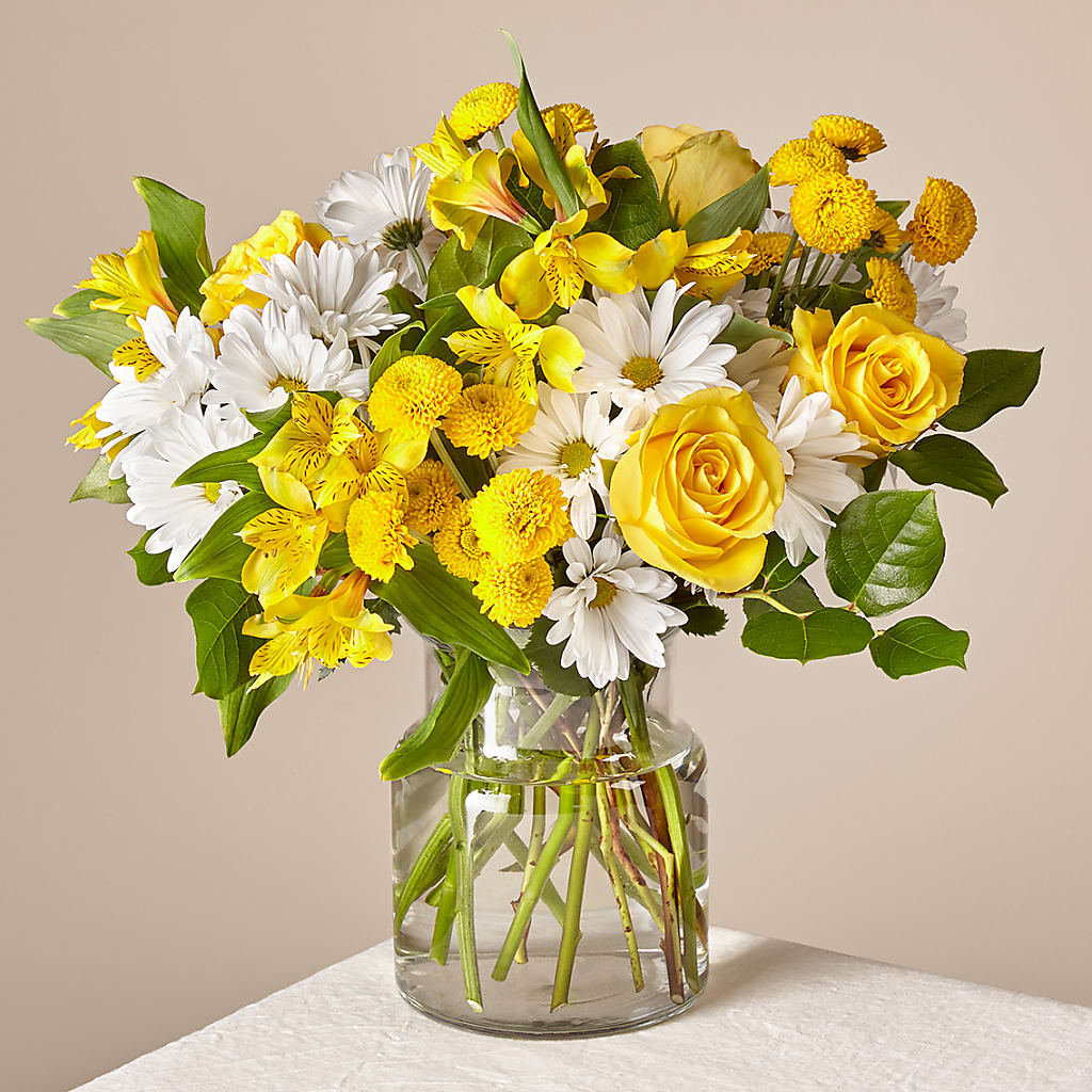 Sunny Sentiments Bouquet – Forsberg Flowers Of Marquette Llc, Marquette MI