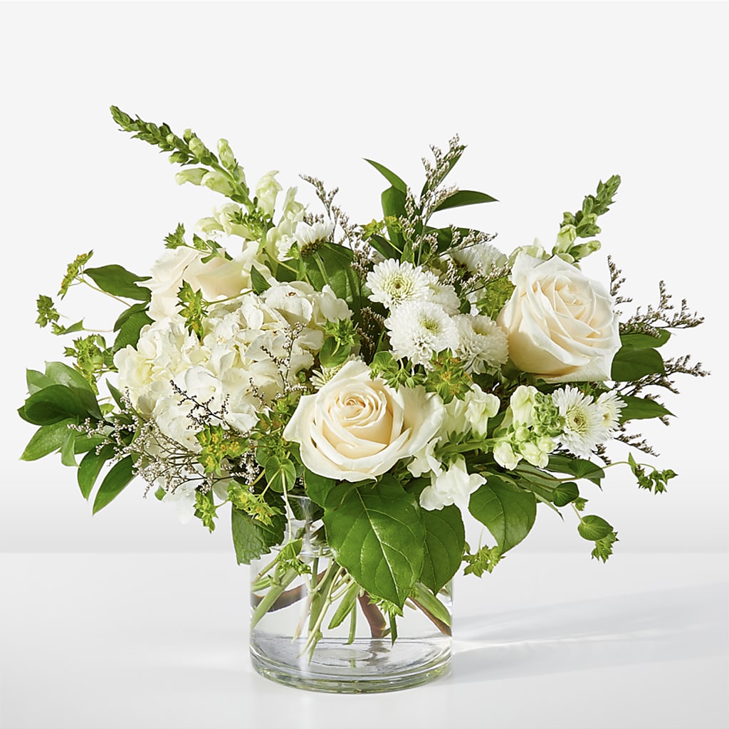 Hint of Vanilla Bouquet – Forsberg Flowers Of Marquette Llc, Marquette MI
