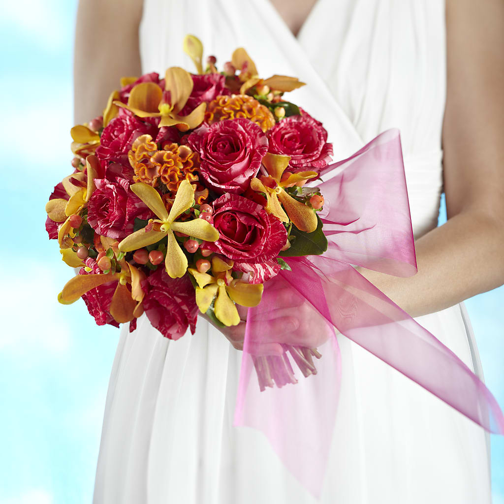 Brilliant Shades of Love Bouquet – Forsberg Flowers Of Marquette Llc, Marquette MI