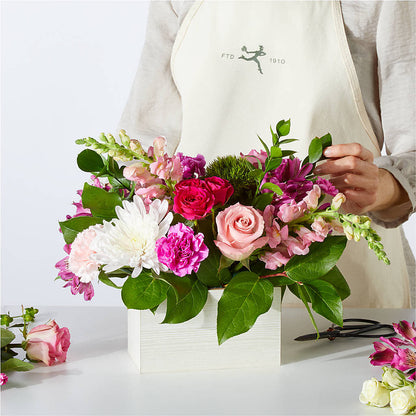 Sweetberry Box – A Florist Original –  Forsberg Flowers Of Marquette Llc, Marquette MI