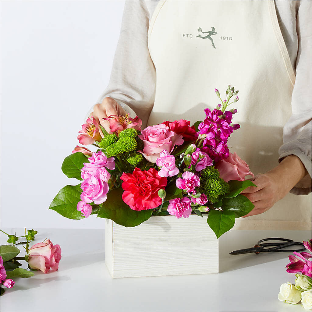 Sweetberry Box – A Florist Original –  Forsberg Flowers Of Marquette Llc, Marquette MI
