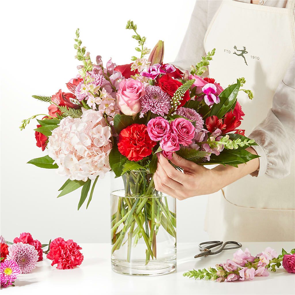 Swooning Over You - A Luxury Florist Original –  Forsberg Flowers Of Marquette Llc, Marquette MI