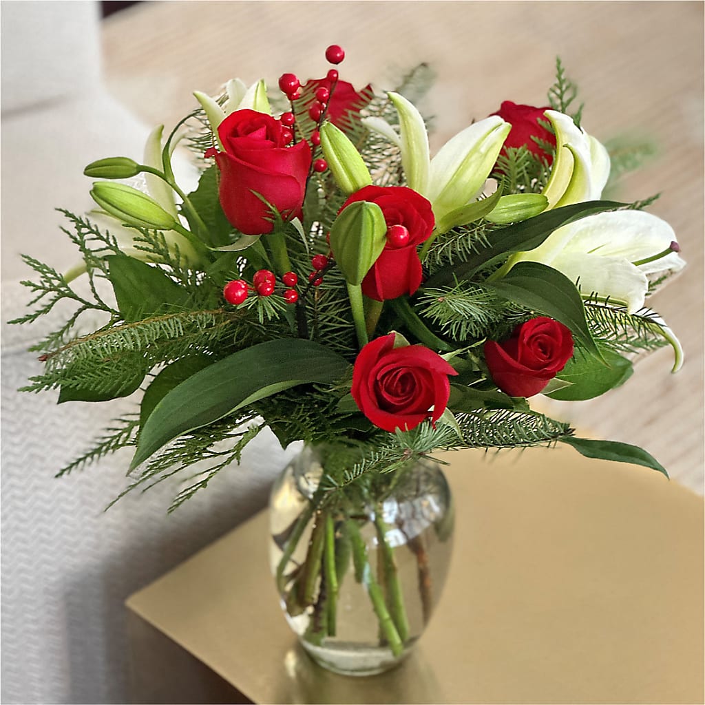 Sparkling Snowflakes Bouquet –  Forsberg Flowers Of Marquette Llc, Marquette MI