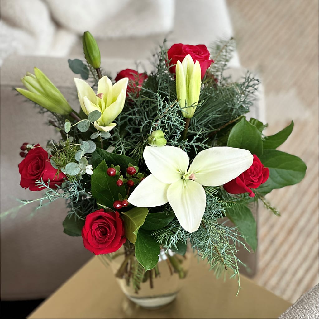 Glittering Lights Bouquet –  Forsberg Flowers Of Marquette Llc, Marquette MI