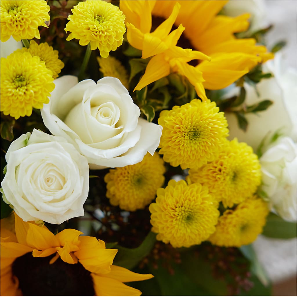 Luminous Morning Bouquet –  Forsberg Flowers Of Marquette Llc, Marquette MI