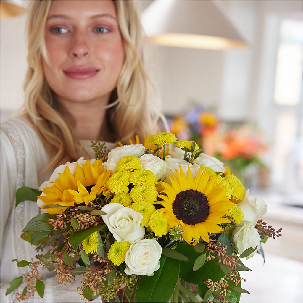 Luminous Morning Bouquet –  Forsberg Flowers Of Marquette Llc, Marquette MI