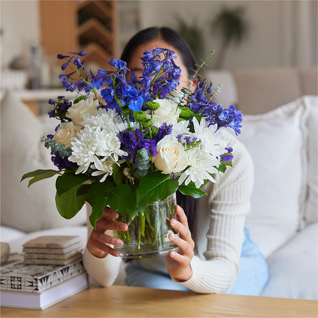 Cerulean Waves Bouquet –  Forsberg Flowers Of Marquette Llc, Marquette MI