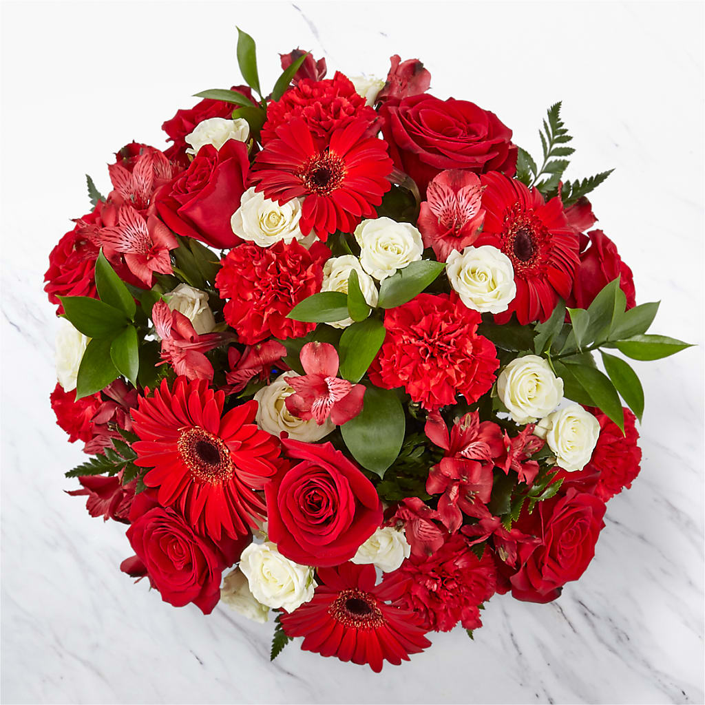 Hearts Embrace Bouquet –  Forsberg Flowers Of Marquette Llc, Marquette MI