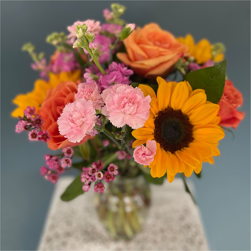 Yellow Brick Road Bouquet –  Forsberg Flowers Of Marquette Llc, Marquette MI