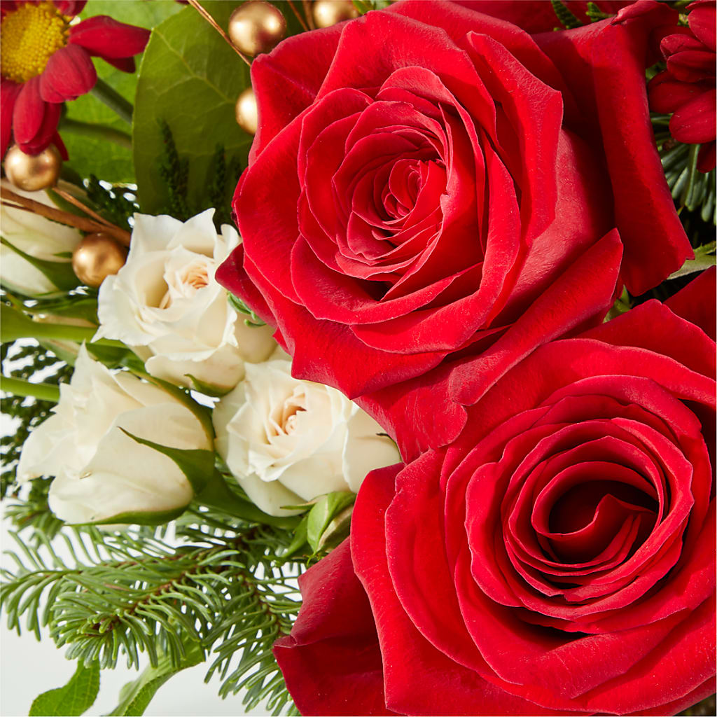 Believe Bouquet –  Forsberg Flowers Of Marquette Llc, Marquette MI