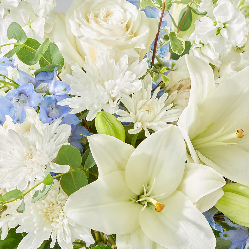 Peace of Mind Bouquet –  Forsberg Flowers Of Marquette Llc, Marquette MI