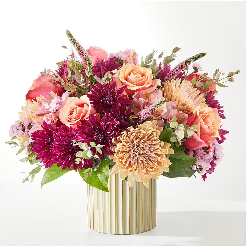Berry Cobbler Bouquet with Ivory Vase –  Forsberg Flowers Of Marquette Llc, Marquette MI