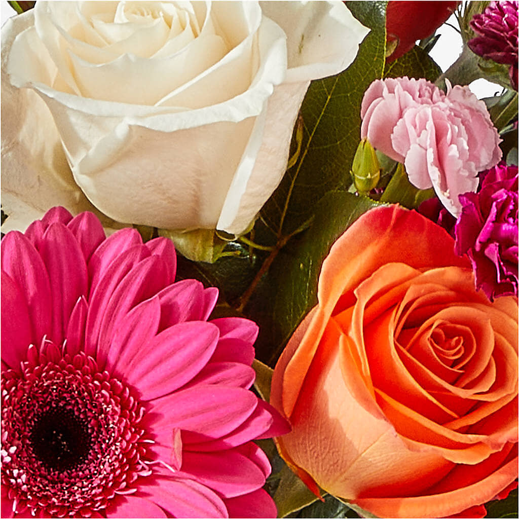 Smell the Roses Bouquet –  Forsberg Flowers Of Marquette Llc, Marquette MI