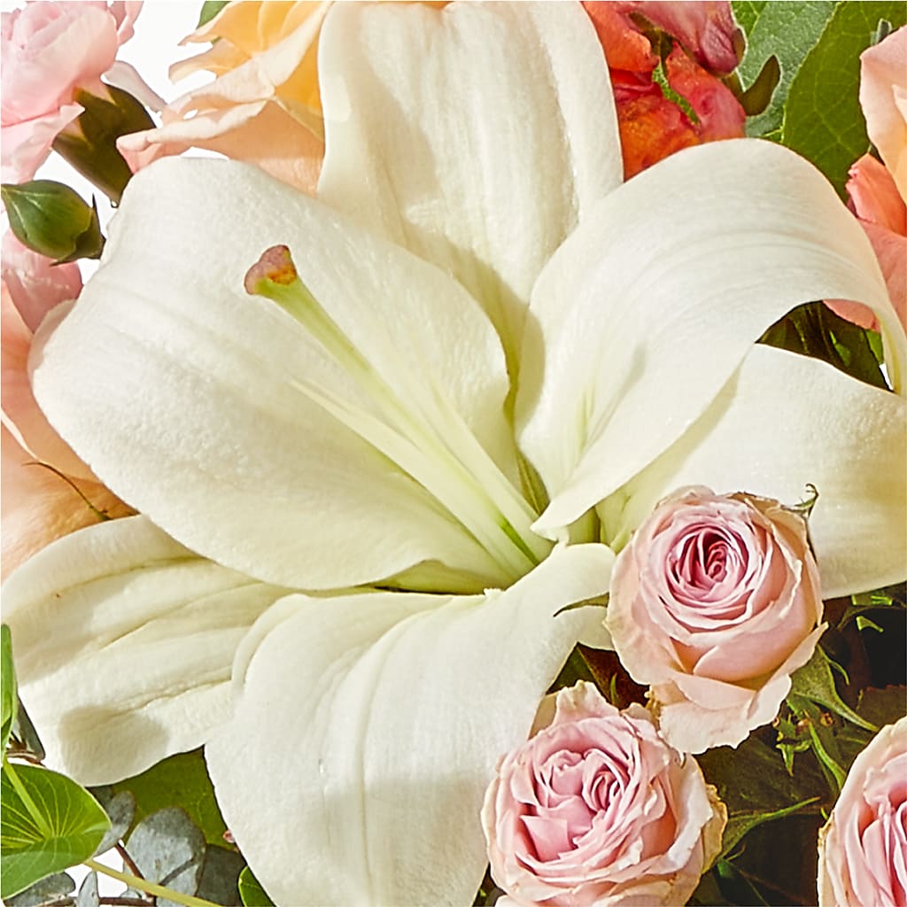 Grapefruit Splash Bouquet –  Forsberg Flowers Of Marquette Llc, Marquette MI