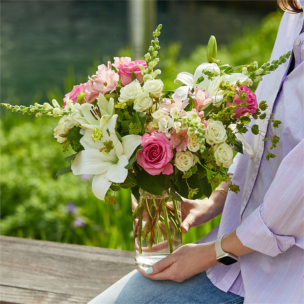 Fondly Bouquet –  Forsberg Flowers Of Marquette Llc, Marquette MI