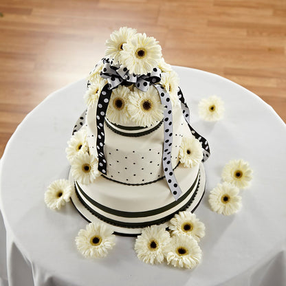 Simple Sophistication Cake Décor –  Forsberg Flowers Of Marquette Llc, Marquette MI