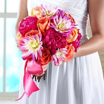 New Love Bouquet –  Forsberg Flowers Of Marquette Llc, Marquette MI